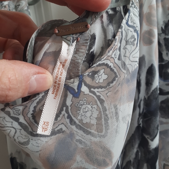 XS flowy free people tunic - Picture 5 of 11